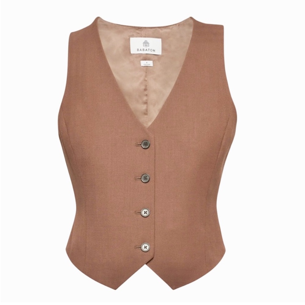 Babaton Deniro vest 4 Saville?